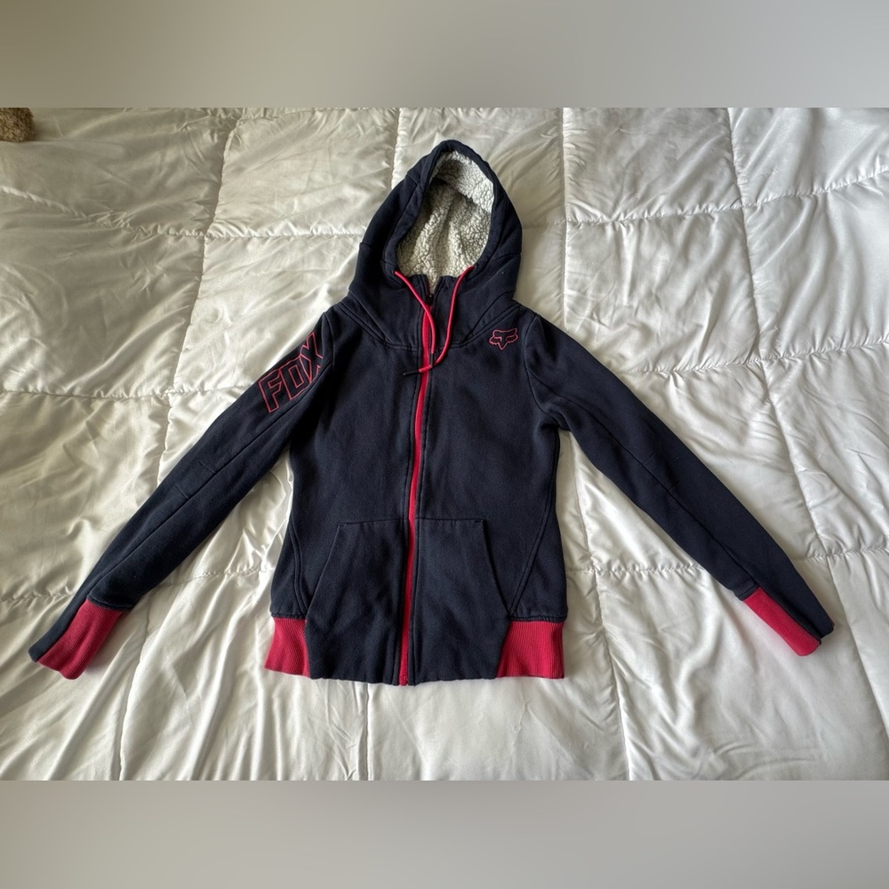 Fox Women's Dark Blue and Red Hoodie Sweater